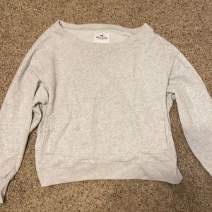 Hollis tee off the shoulder sweatshirt. Size small